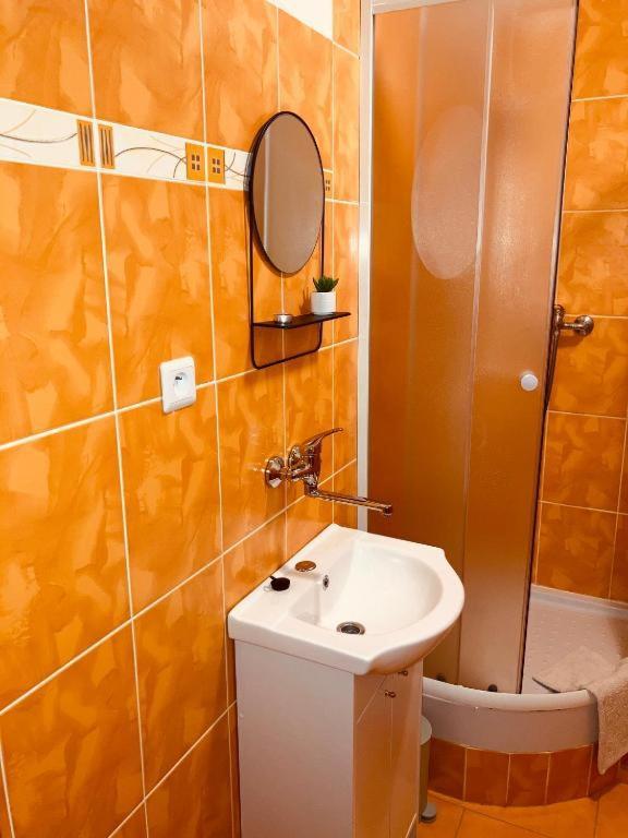 Apartmany Ceska Kanada Cesky Rudolec Luaran gambar